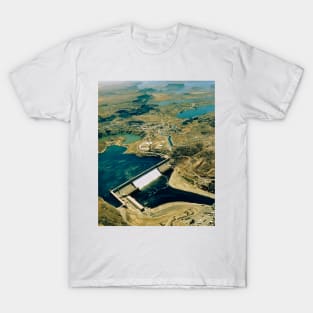 Aerial view of Grand Coulee Dam (T130/0058) T-Shirt